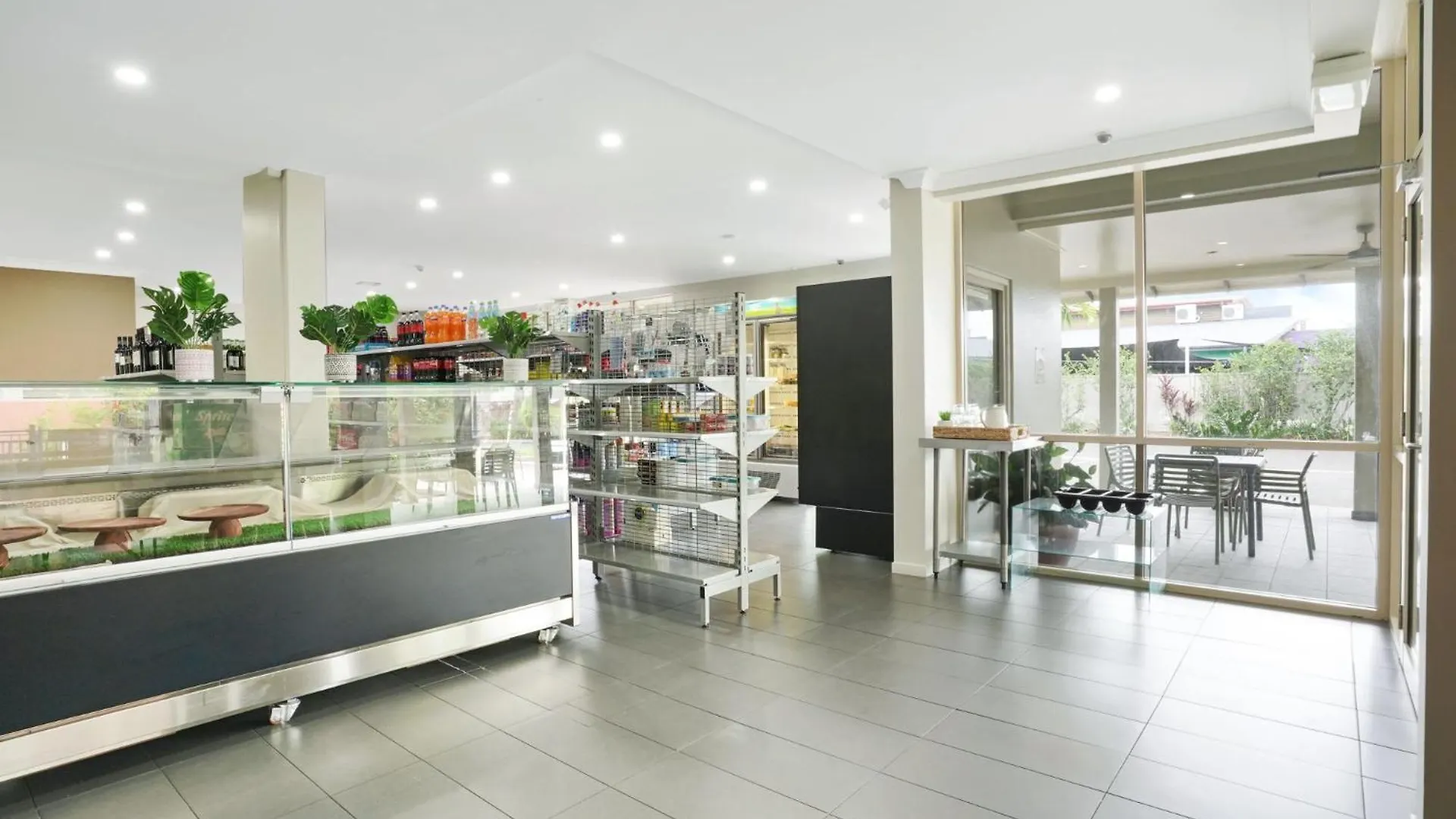 Cairns One Resort Style Living Westcourt 0*,  Ausztrália