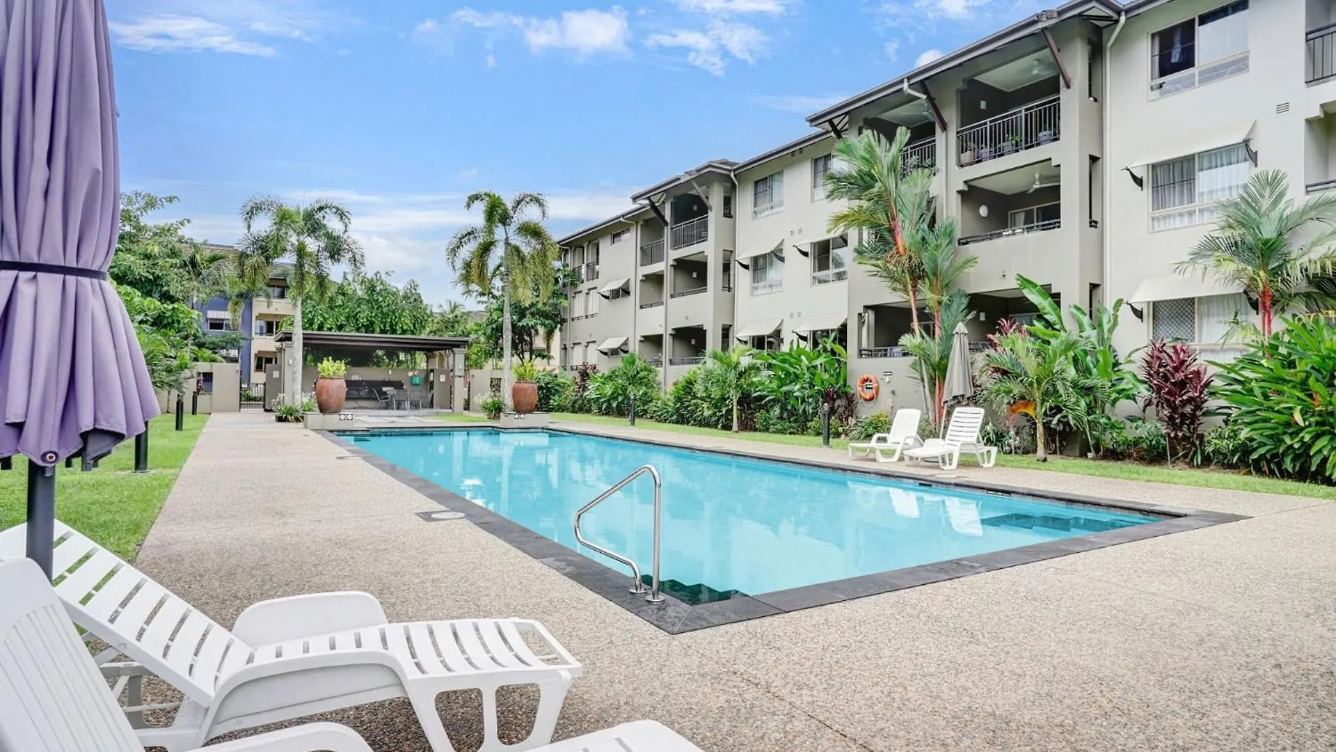 Cairns One Resort Style Living Westcourt Apartman